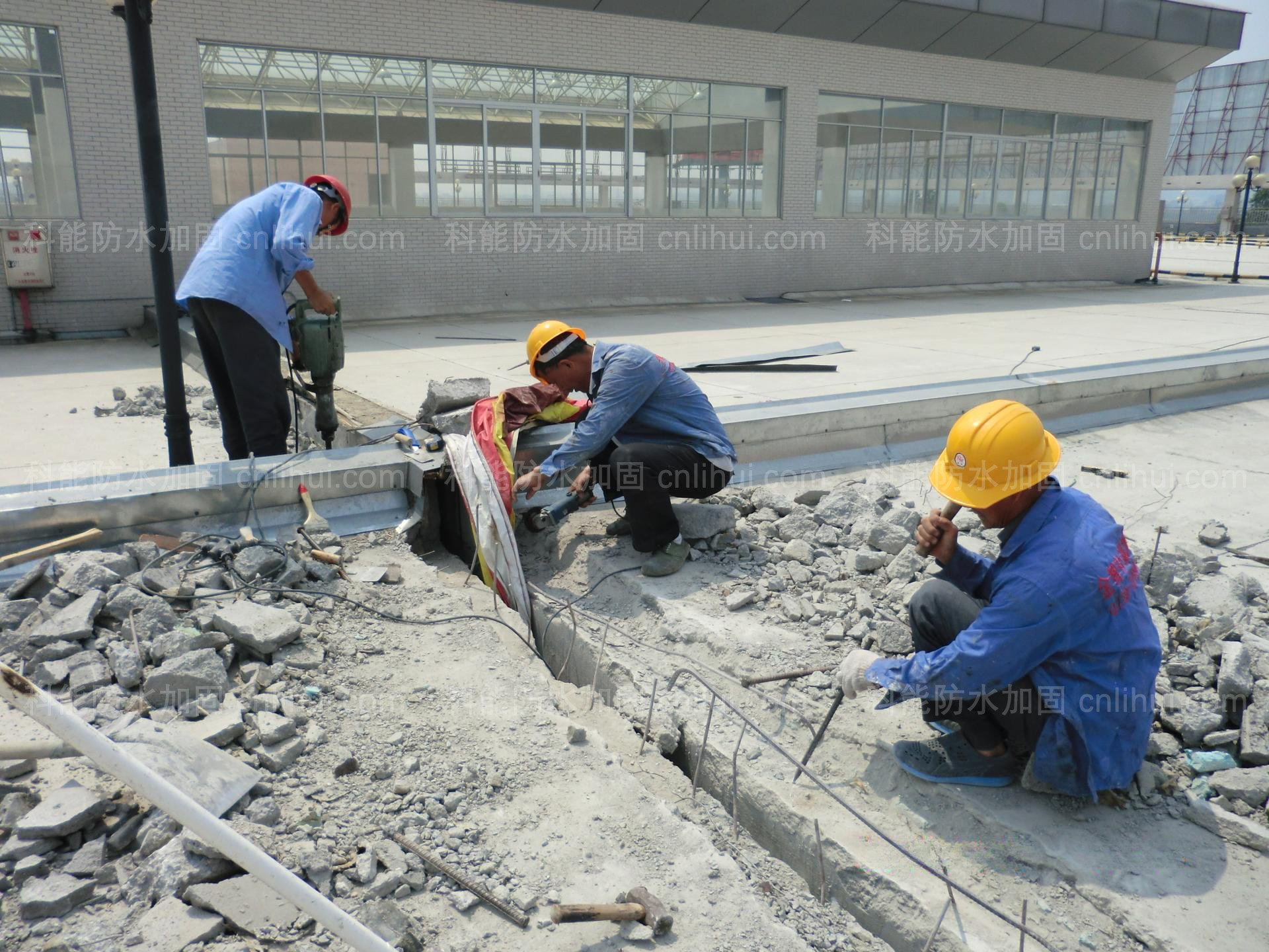 中山建筑顶楼伸缩缝防水施工